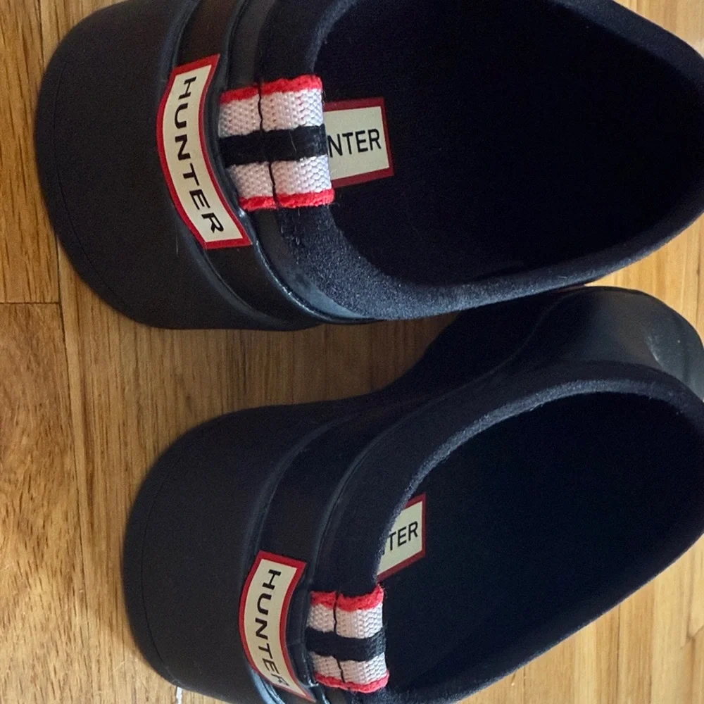 Hunter Black Slip-On Rain Clogs with Red-Trim Heel Loop